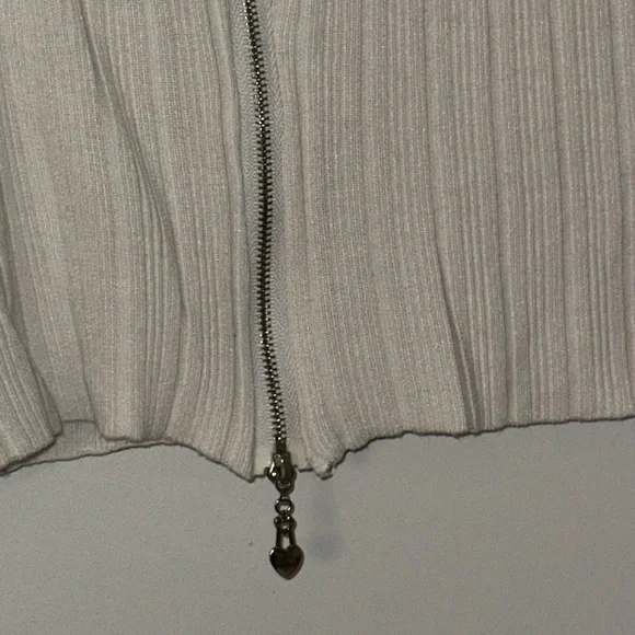 White Ribbed Top with Zip - Picture 3 of 5